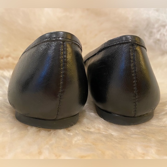 Tory Burch Lowell Black Leather Ballet Flat Size 6 - Picture 5 of 5